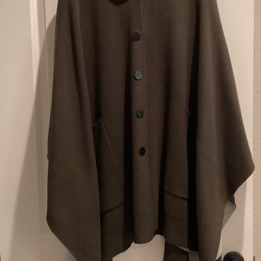 Theory Poncho - Picture 3 of 14